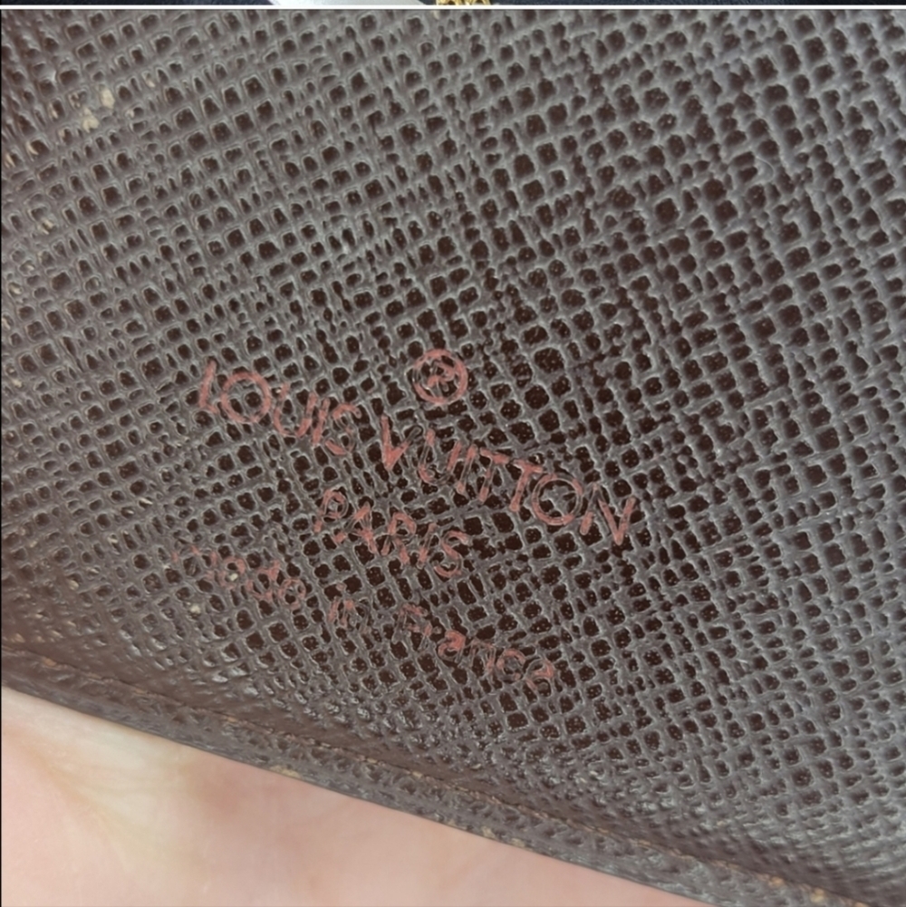 Louis Vuitton Brown and Gold Wallet - Picture 6 of 8